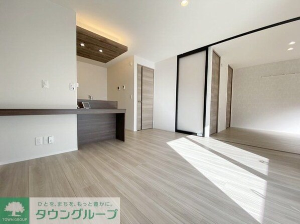 ルヴィータ森末の物件内観写真